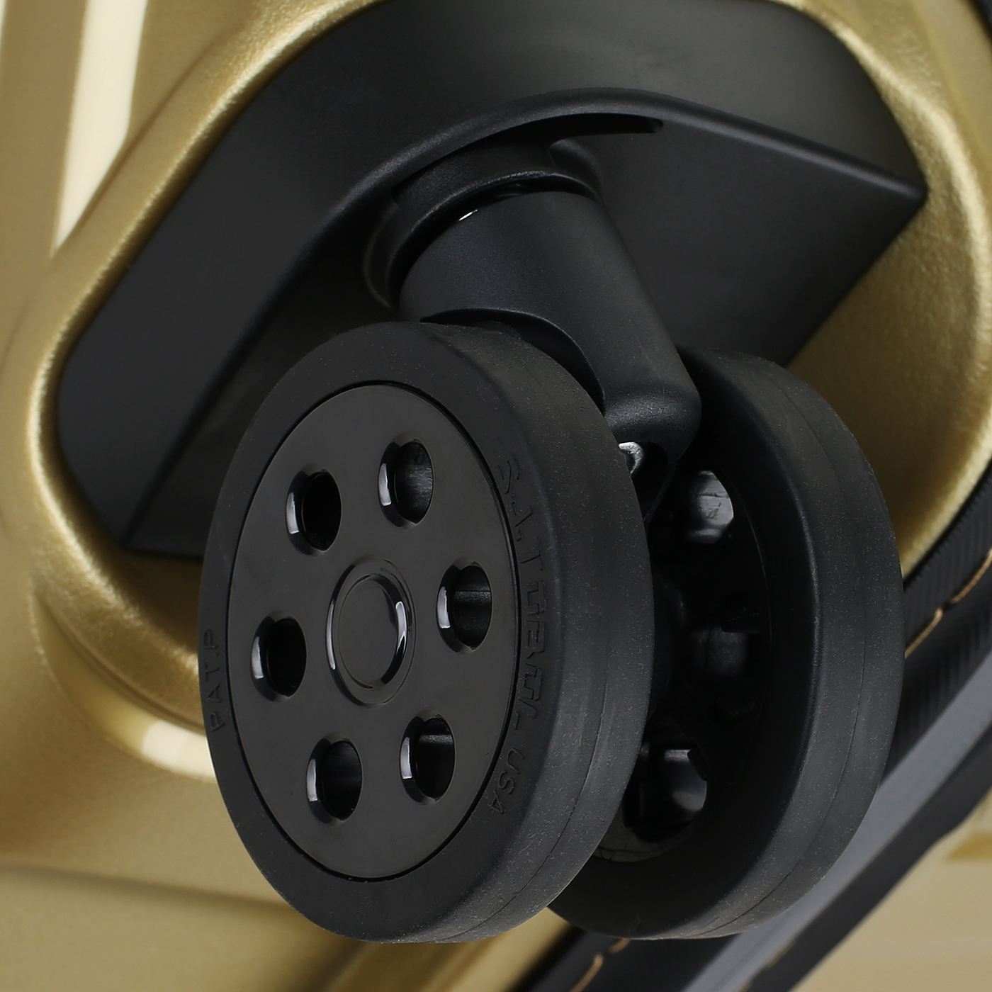 Чемодан для ручной клади из полипропилена Eberhart Chronos