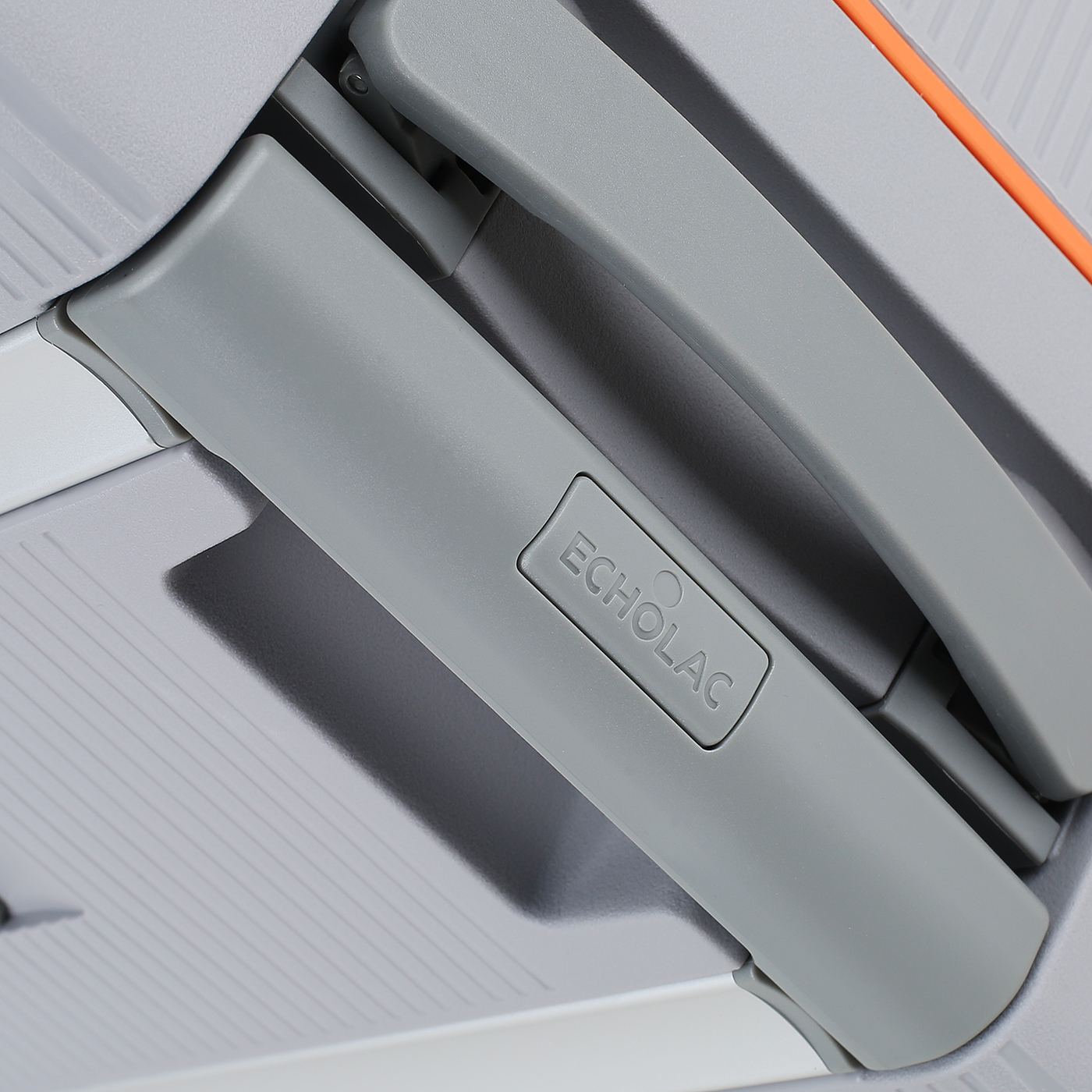 Чемодан маленький S из полипропилена Echolac Fusion