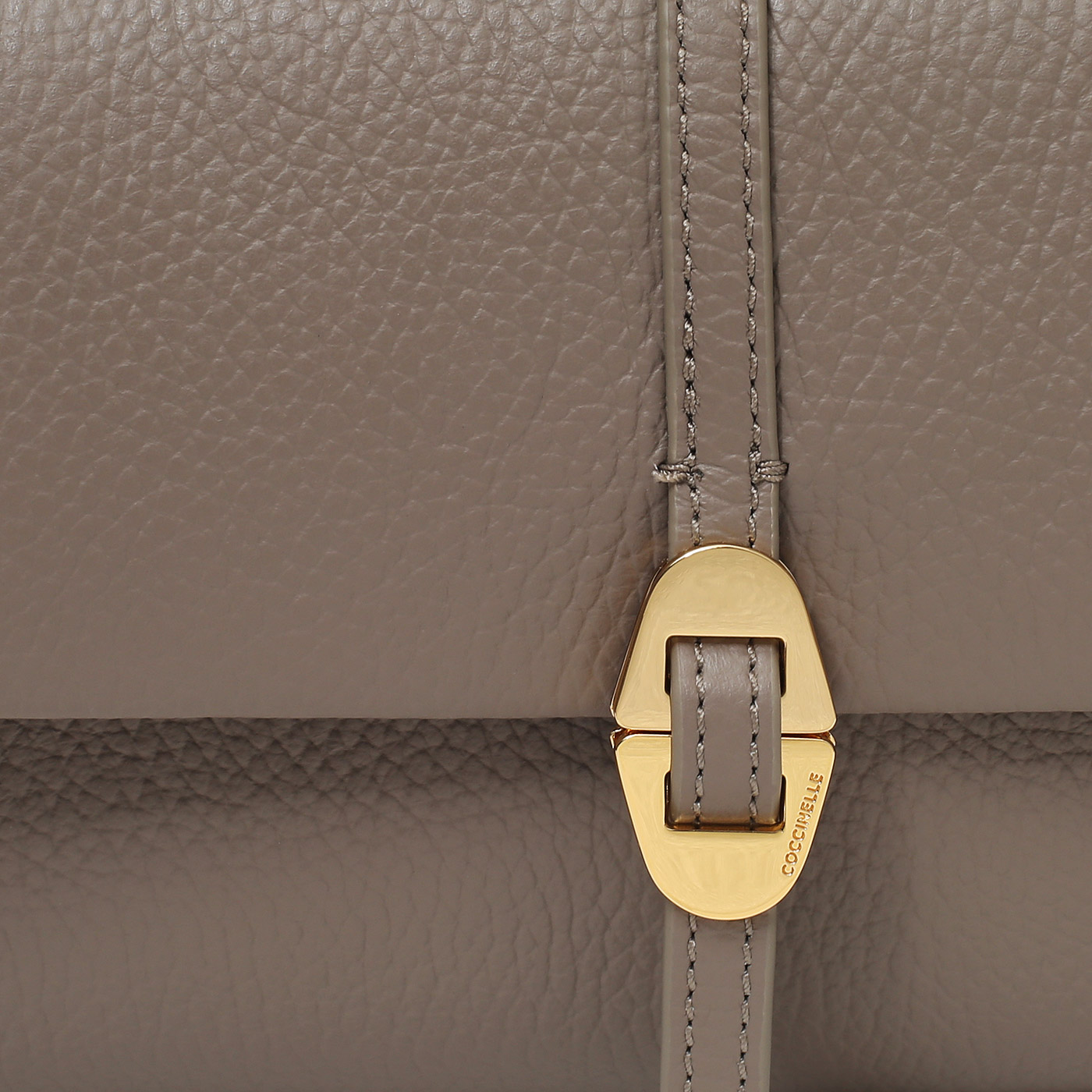 Сумка через плечо Coccinelle CoccinelleDorian