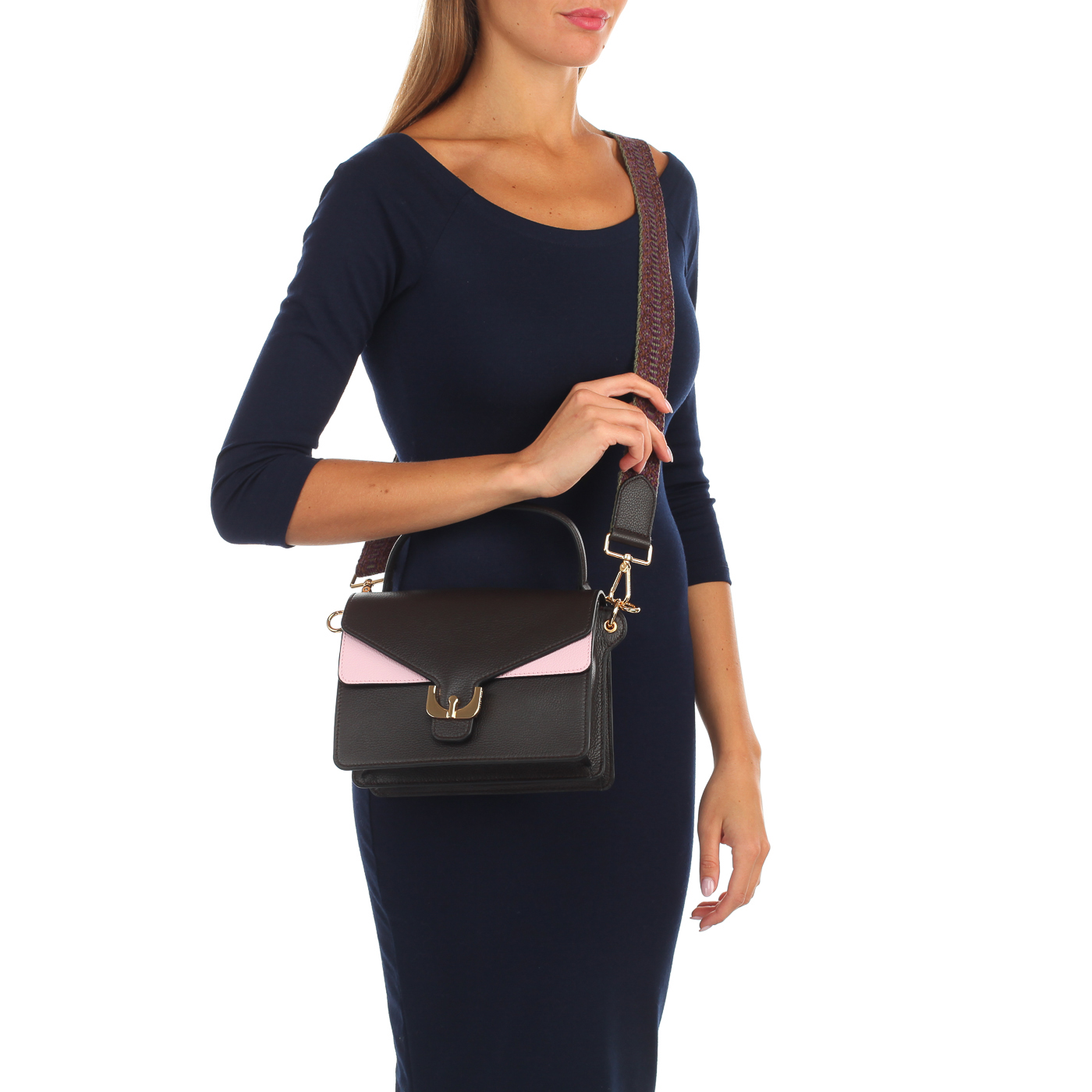 Кожаная сумочка со съемными ремешками Coccinelle Ambrine soft