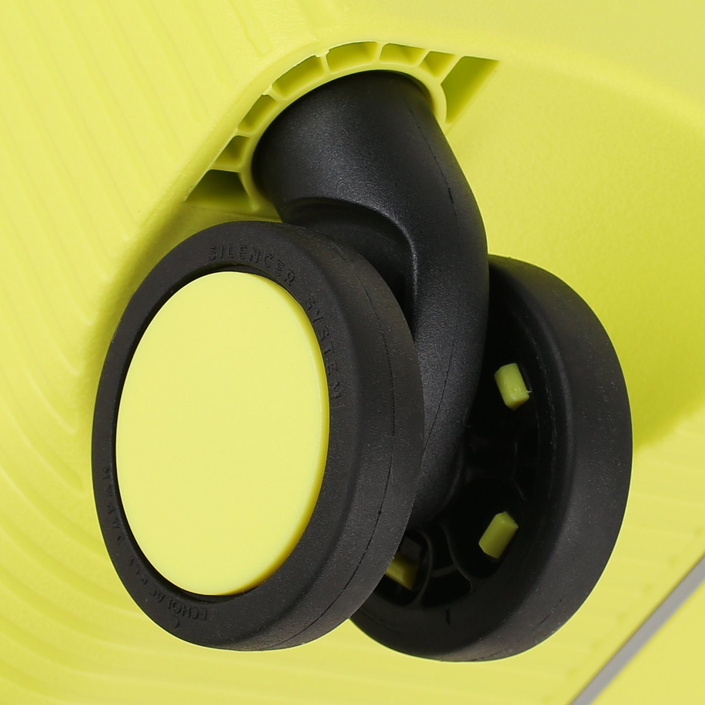 Чемодан маленький S из полипропилена Echolac Fusion