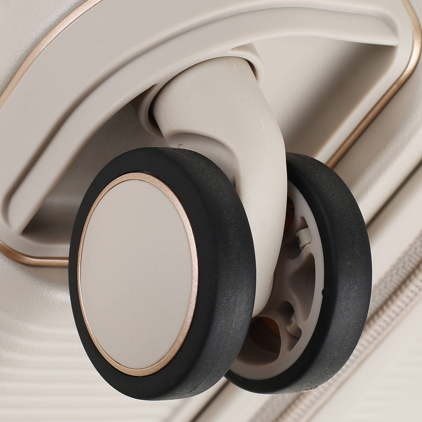 Чемодан маленький S из поликарбоната Echolac Dynasty