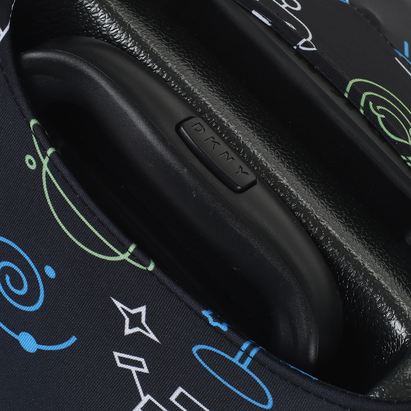 Чехол для чемодана Eberhart Alien Life